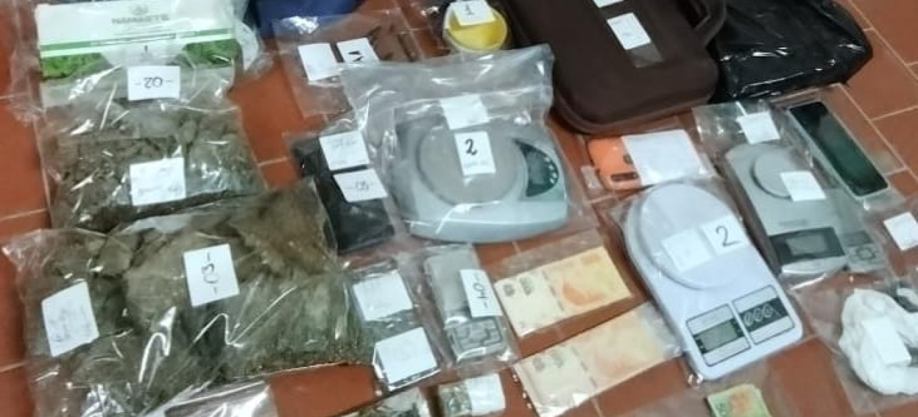 Policía de Río Negro desarticuló 6 puntos de venta de droga en Maquinchao y Jacobacci