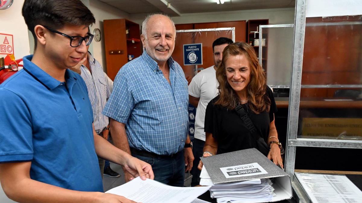 Gustavo Casas: la victoria de Soria en General Roca "es el pre anuncio" de una derrota del oficialismo provincial