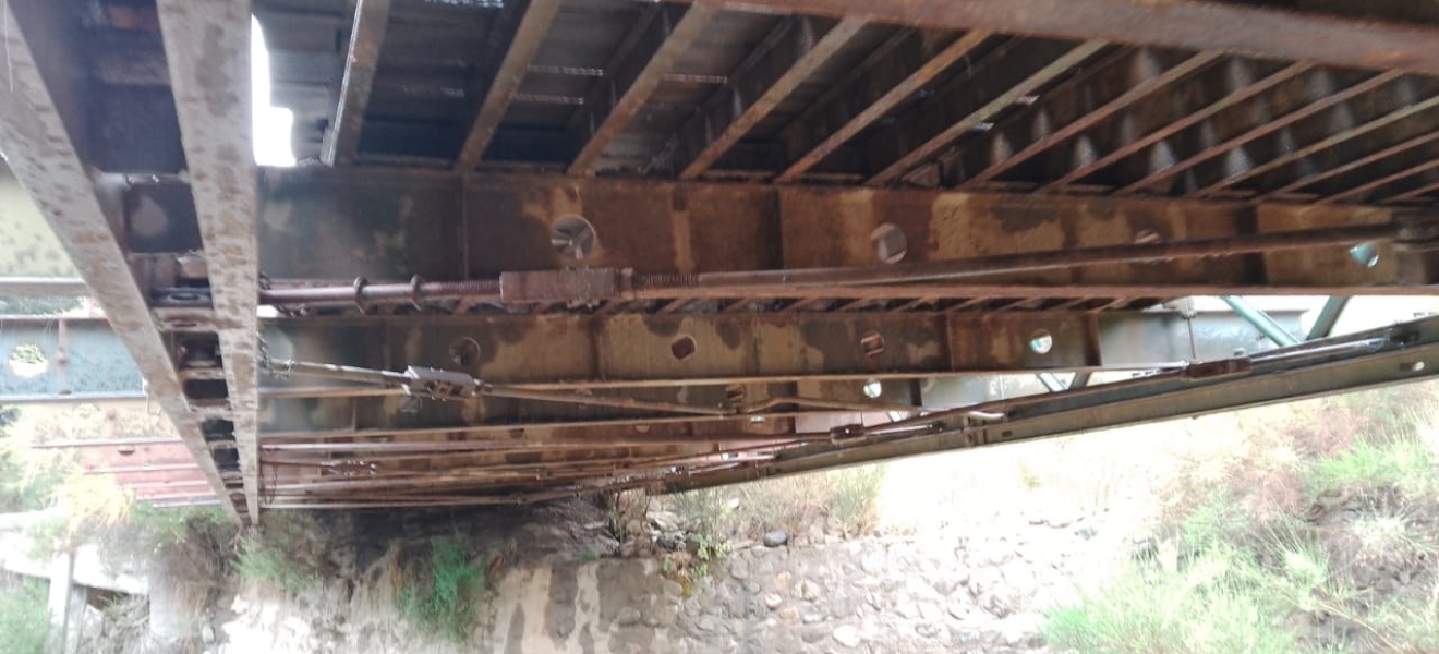 Bariloche: Comenzó la reparación integral del puente de Colonia Suiza
