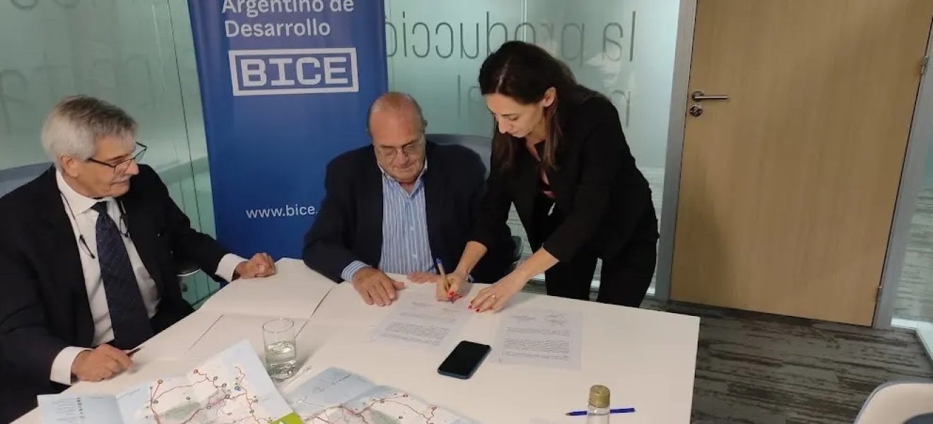 El Corredor Bioceanico firmó un convenio con la Fundacion del BICE