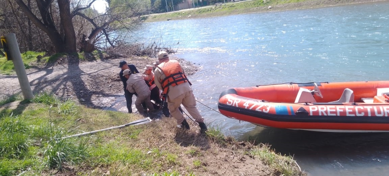Neuquén: rescataron a una mujer que se arrojó al río Limay