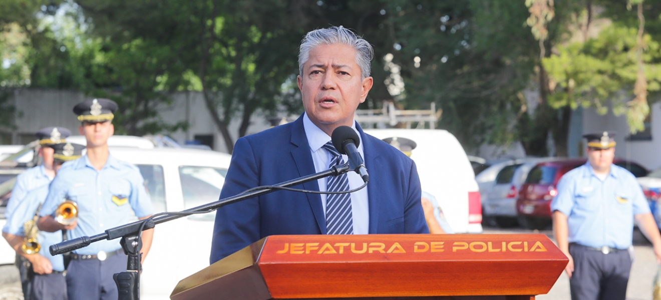 El gobernador de Neuquén otorgó aumento salarial a la Policía