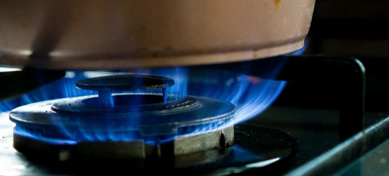 Nación dolariza la tarifa de gas y el aumento promedio será del 320% a partir de abril