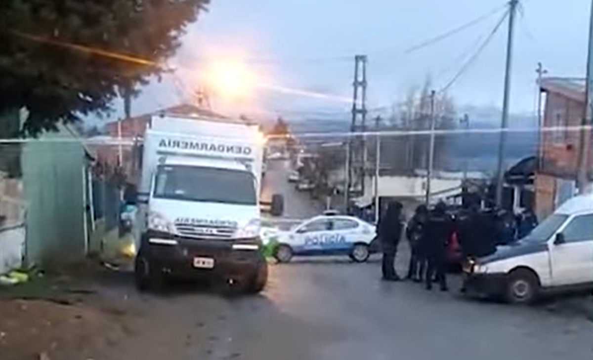 Investigan un presunto femicidio en el barrio Lera con un policía detenido