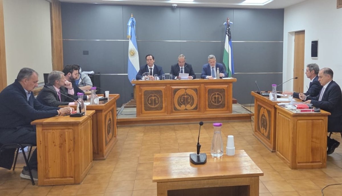Sobreseyeron al ex intendente de Bariloche en la causa Techo Digno