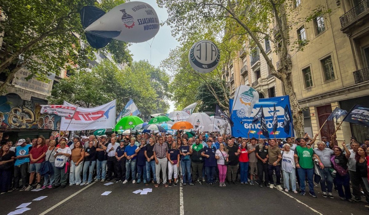 (((video))) La CTA se movilizó contra la reforma laboral frente al Congreso de la Nación