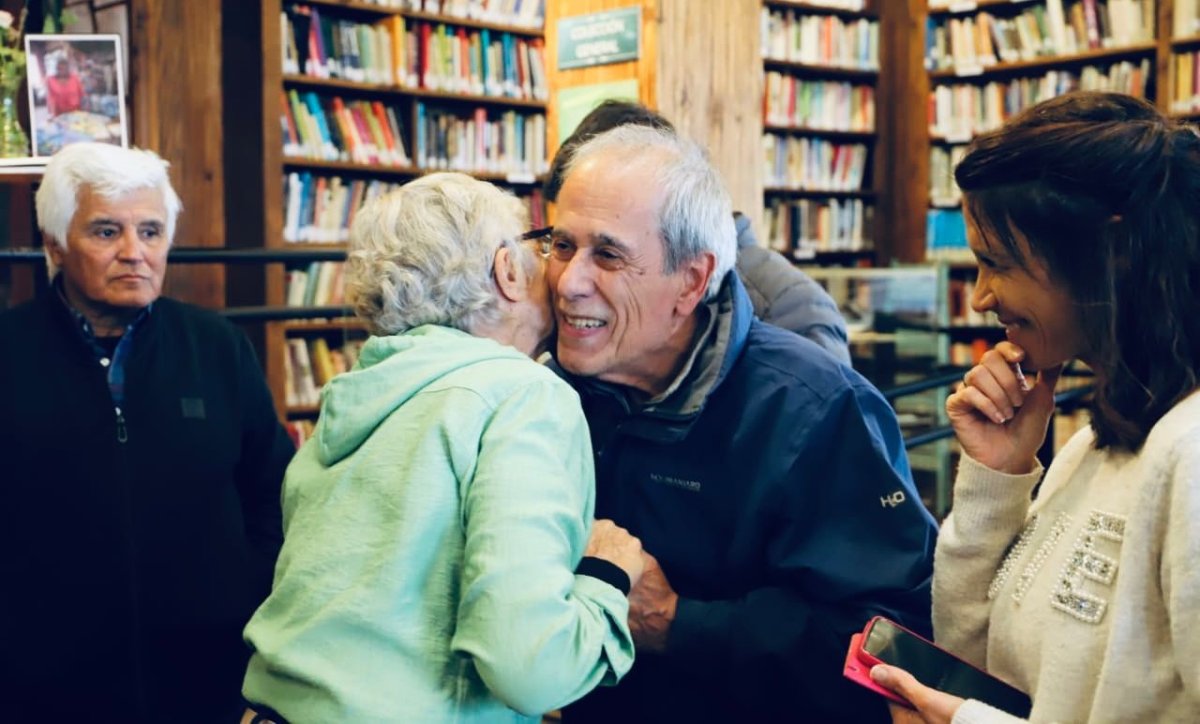 Emotivo homenaje a la Abu Lili en la Feria del Libro de Autores Barilochenses