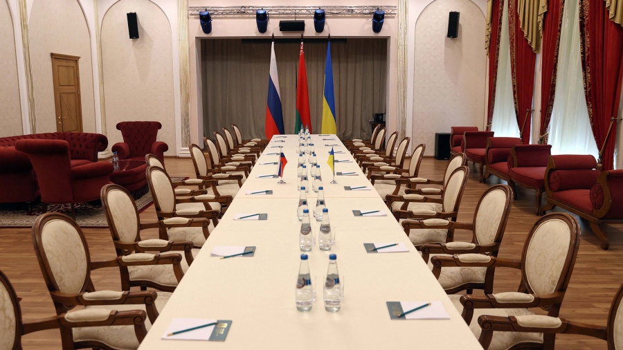 Ucrania y Rusia, con moderadas expectativas en las negociaciones de paz